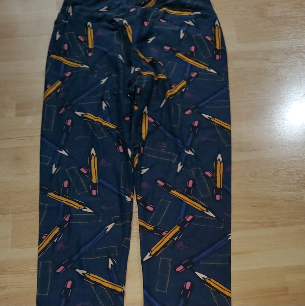 Nwot LuLaRoe leggings OS